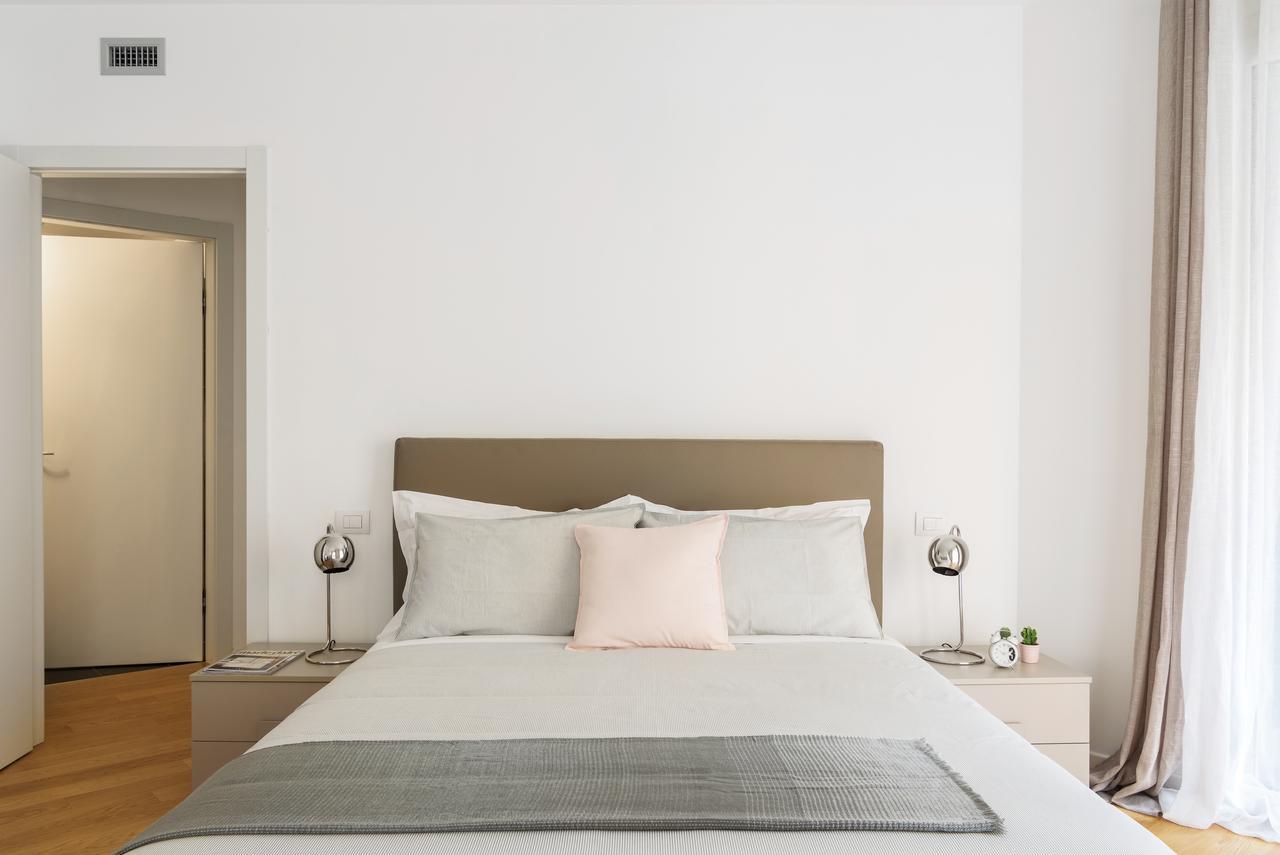 Joivy Sunny 1-Bed Flat With Balcony Appartement Milaan Buitenkant foto