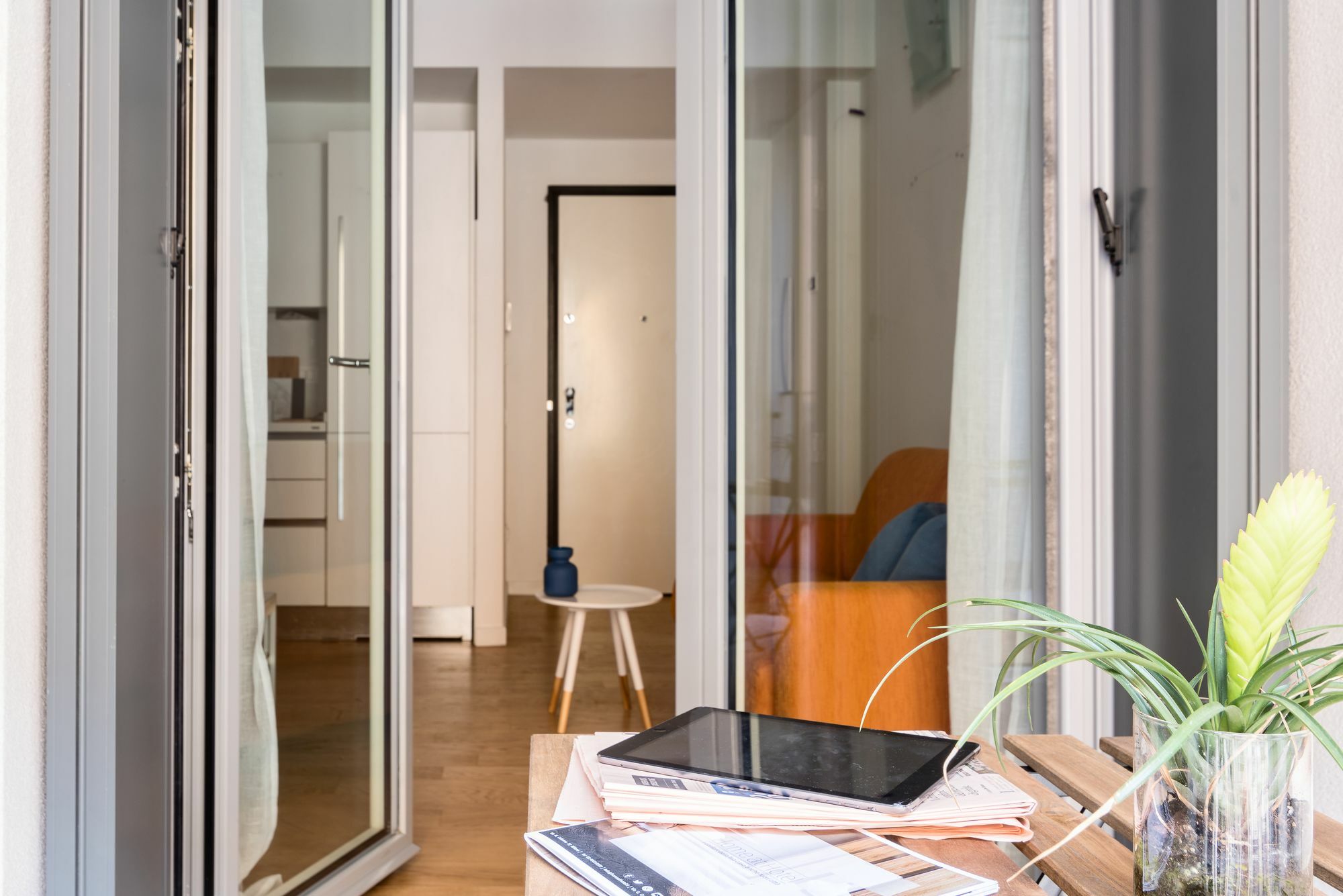 Joivy Sunny 1-Bed Flat With Balcony Appartement Milaan Buitenkant foto